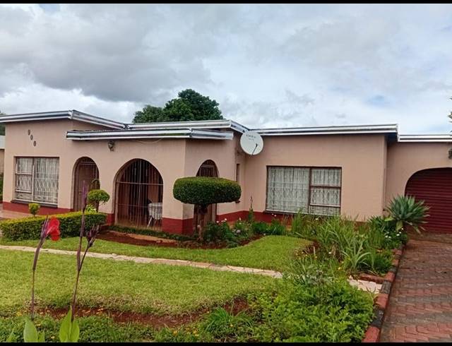 2 BEDROOM PROPERTY TO RENT IN MOKOPANE CENTRAL